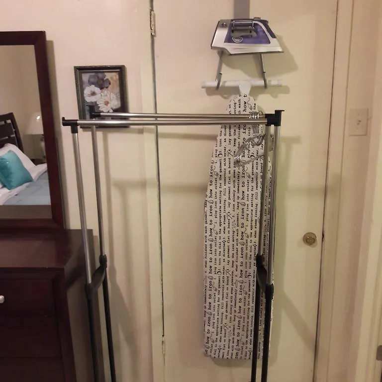 Studio And 1 Bedroom Apartments - Bronx 0*, New York