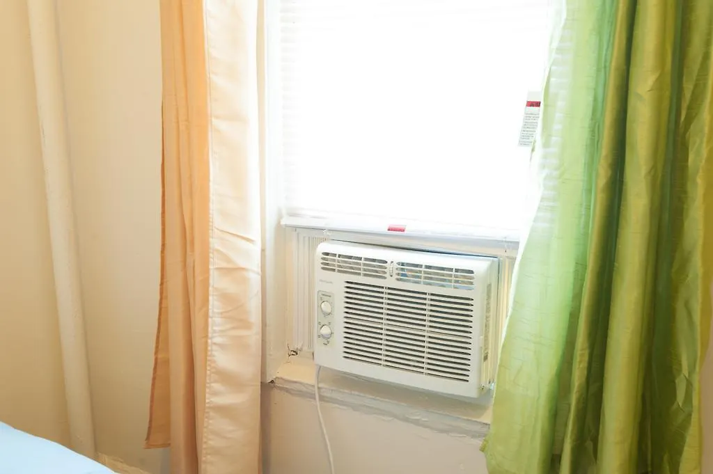 Studio And 1 Bedroom Apartments - Bronx