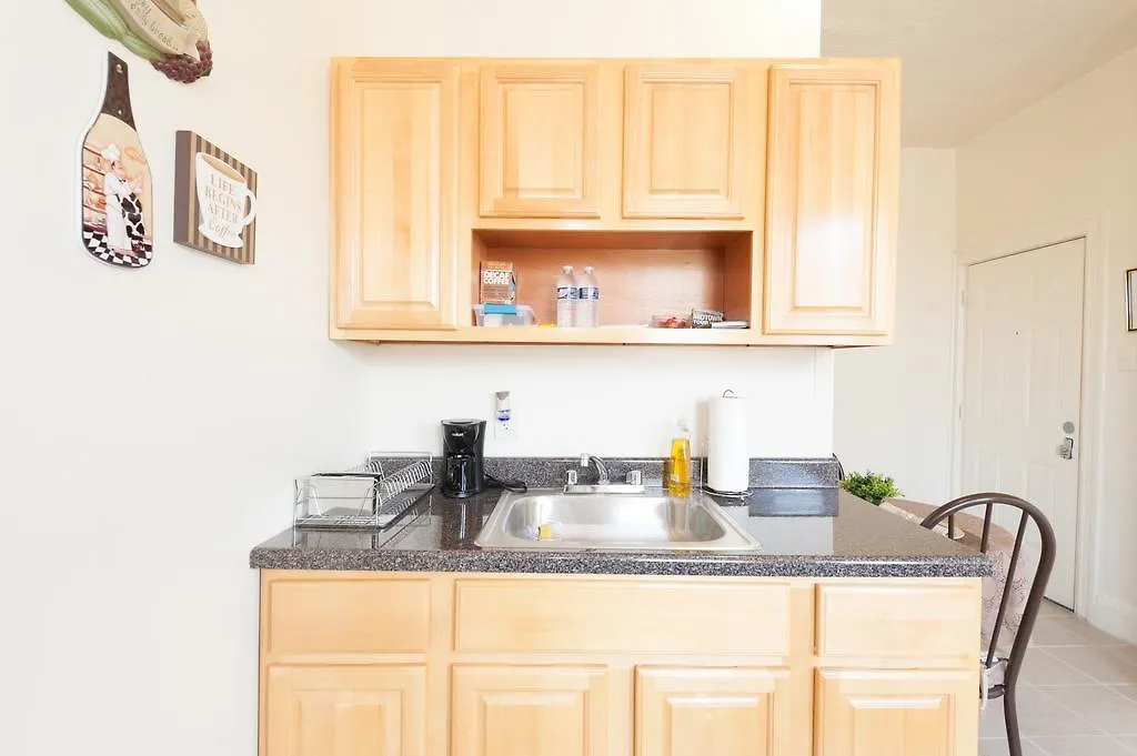 Studio And 1 Bedroom Apartments - Bronx