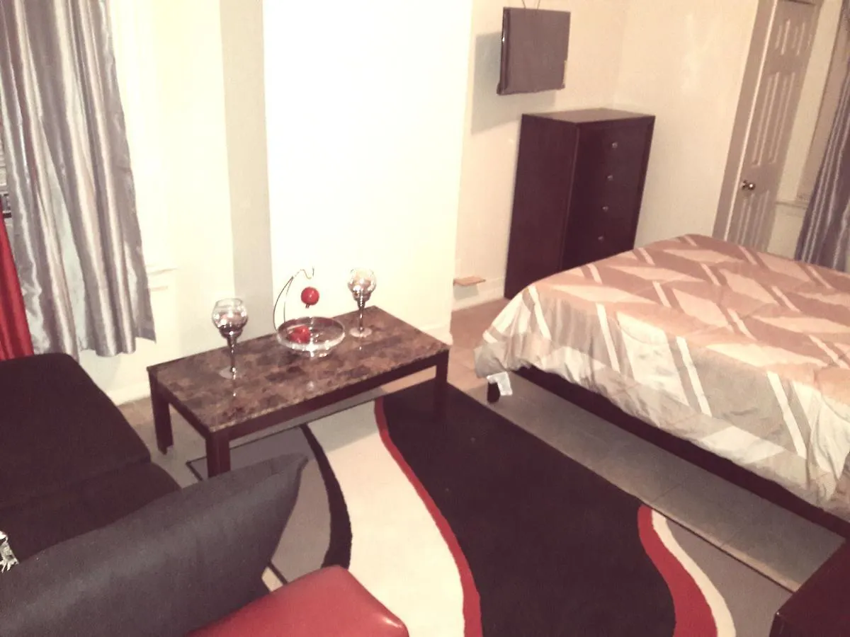 Studio And 1 Bedroom Apartments - Bronx